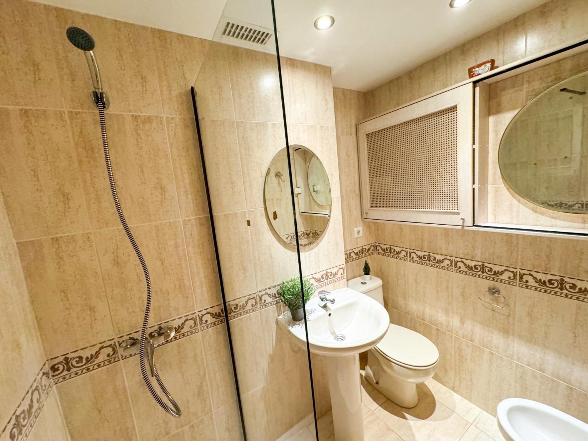Enjoy El Pilar Turistea Apartment Zaragoza Exterior photo